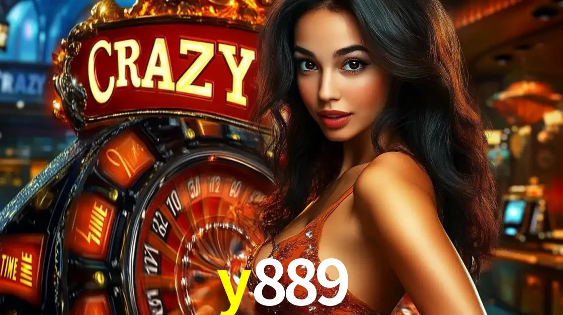 Mulher glamourosa olhando para a câmera com a roda vermelha do Crazy Time ao fundo em um ambiente de cassino, destacando a emoção dos jogos ao vivo no y889.